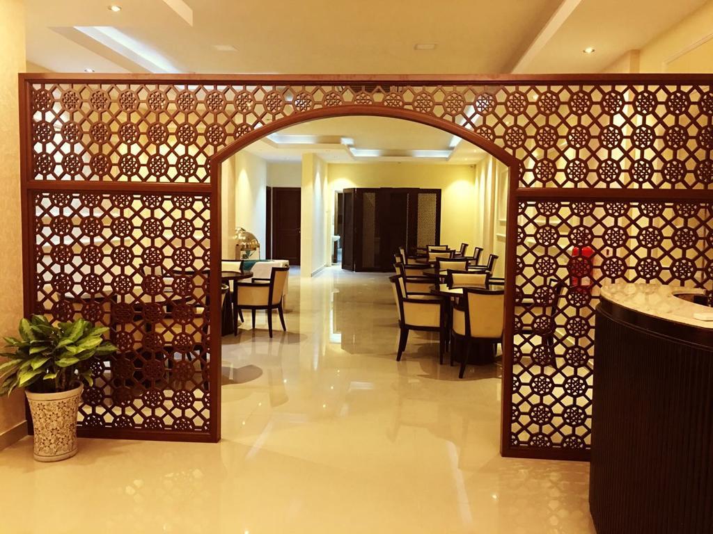 Grand Tayba Hotel Салала Экстерьер фото