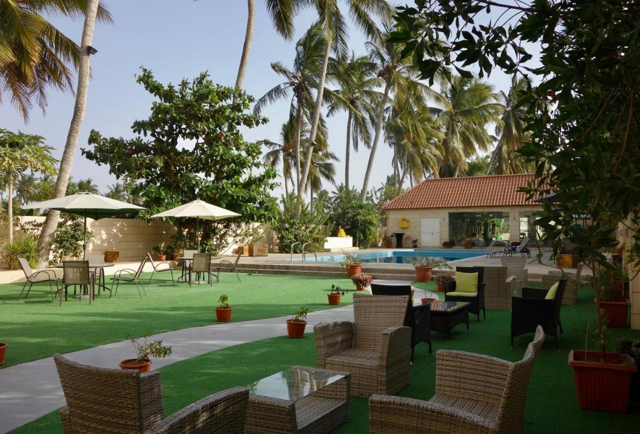 Grand Tayba Hotel Салала Экстерьер фото