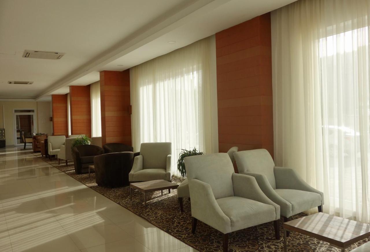 Grand Tayba Hotel Салала Экстерьер фото