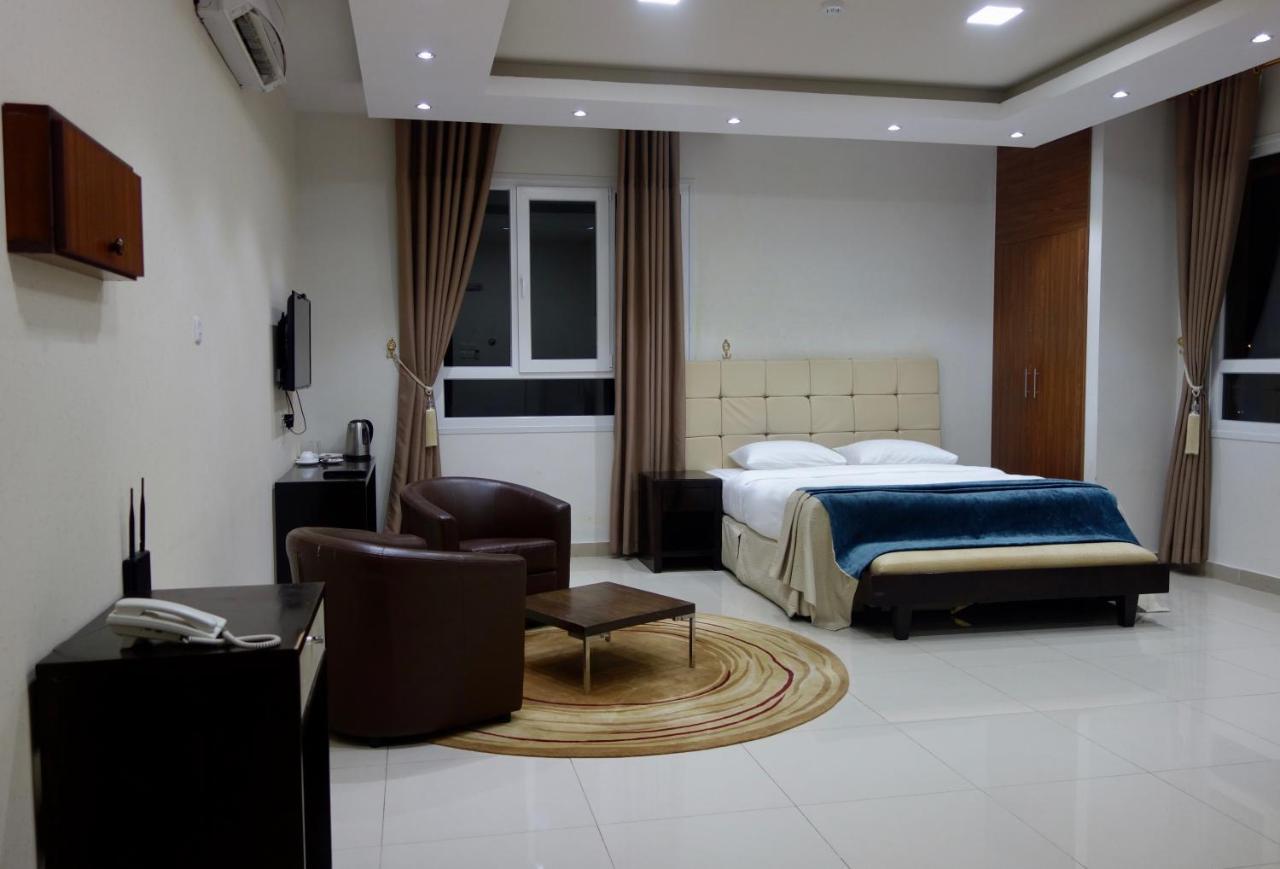 Grand Tayba Hotel Салала Экстерьер фото